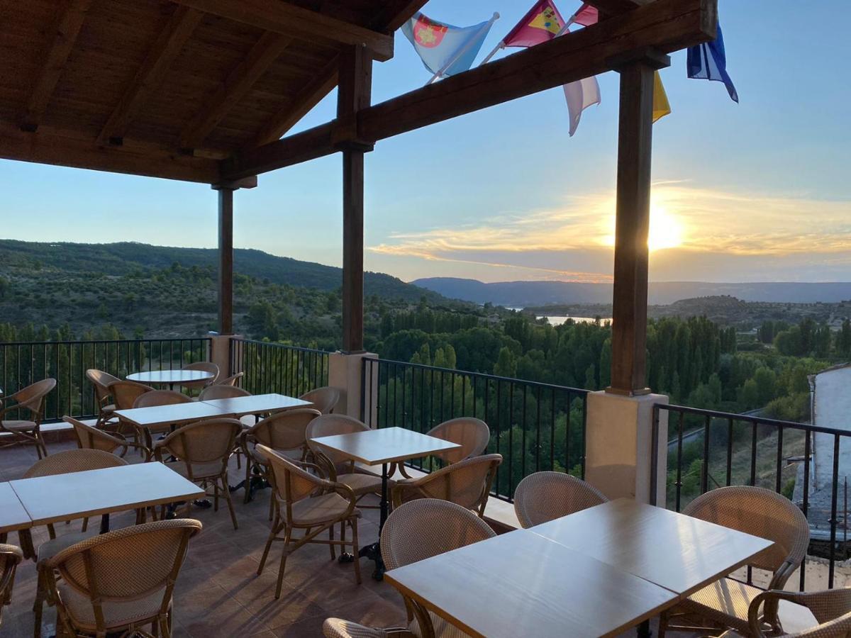 El Balcon De La Vega Ξενοδοχείο Pareja Εξωτερικό φωτογραφία